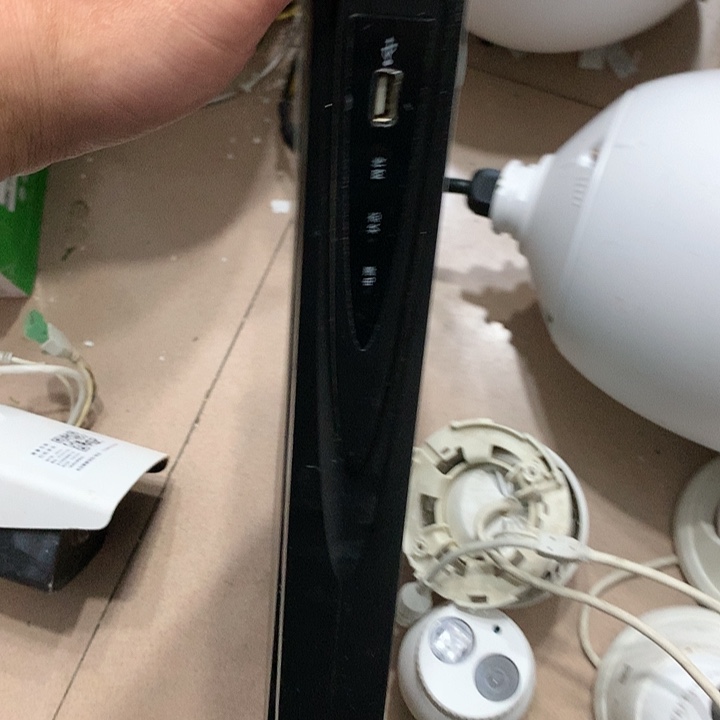 99新海康威视32路硬盘录像机