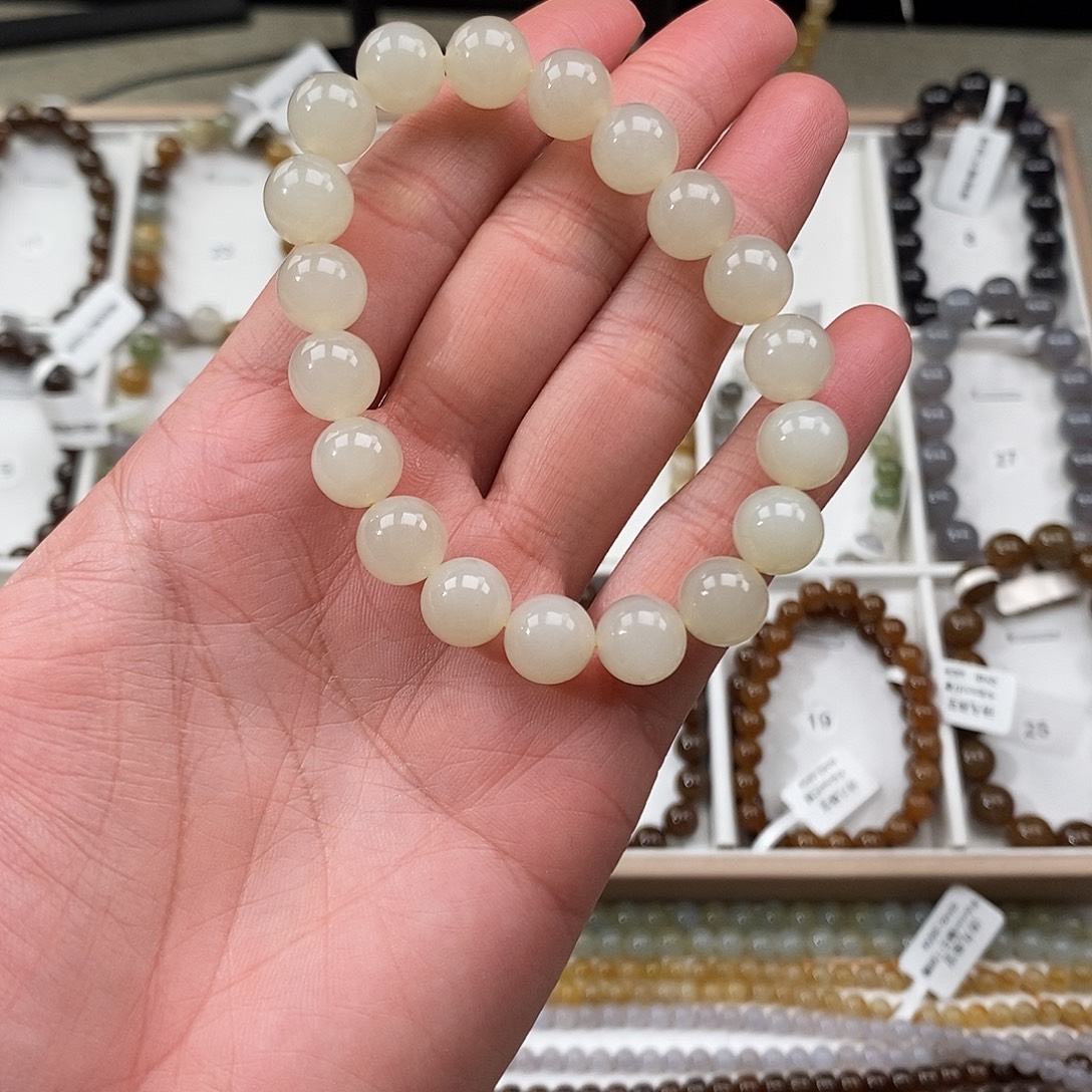 和田玉未镶嵌手链