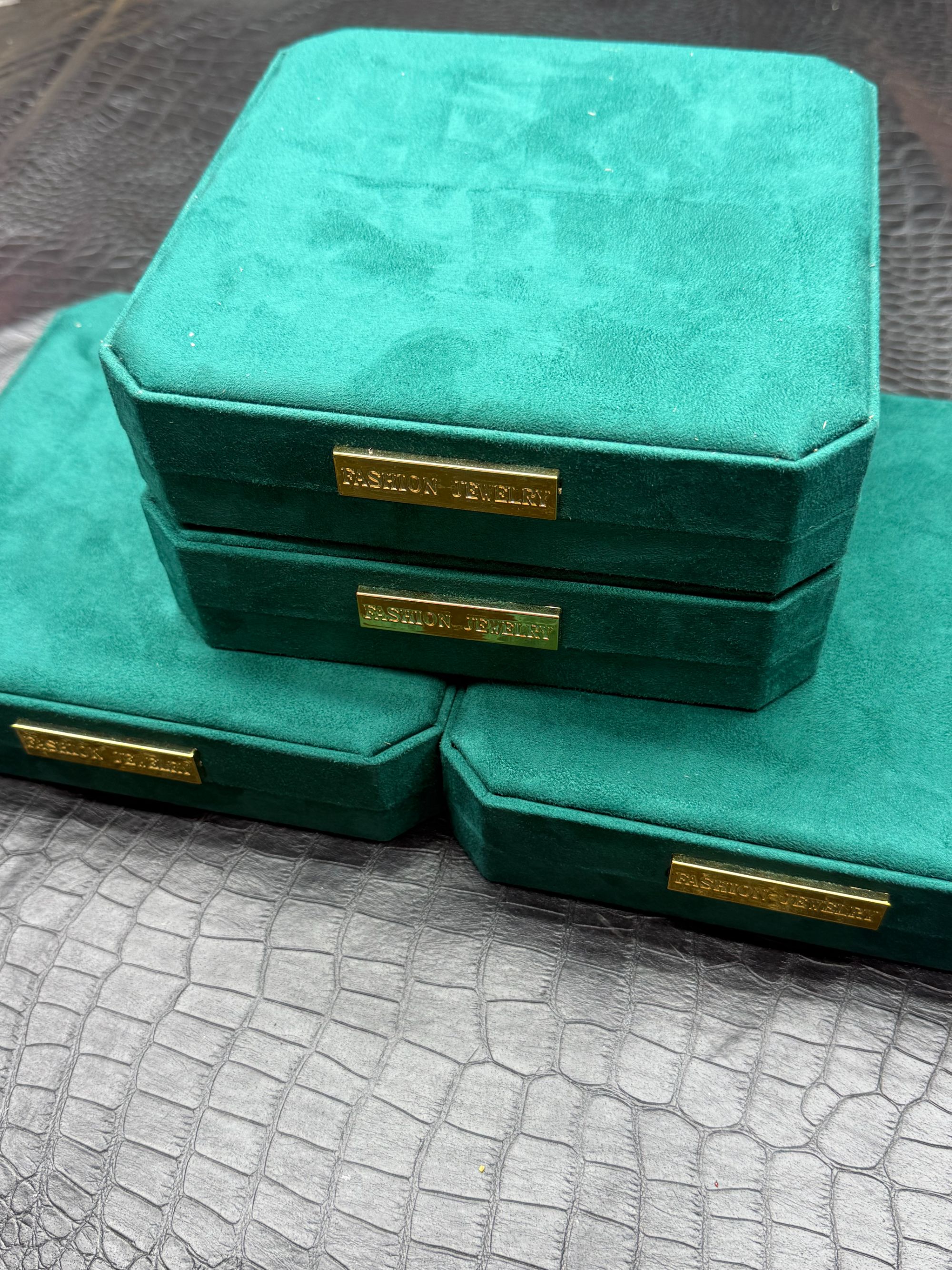 原创节日风格轻奢风礼盒y122