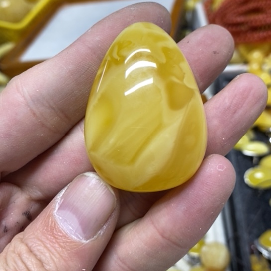 蜜蜡裸石未镶嵌吊坠