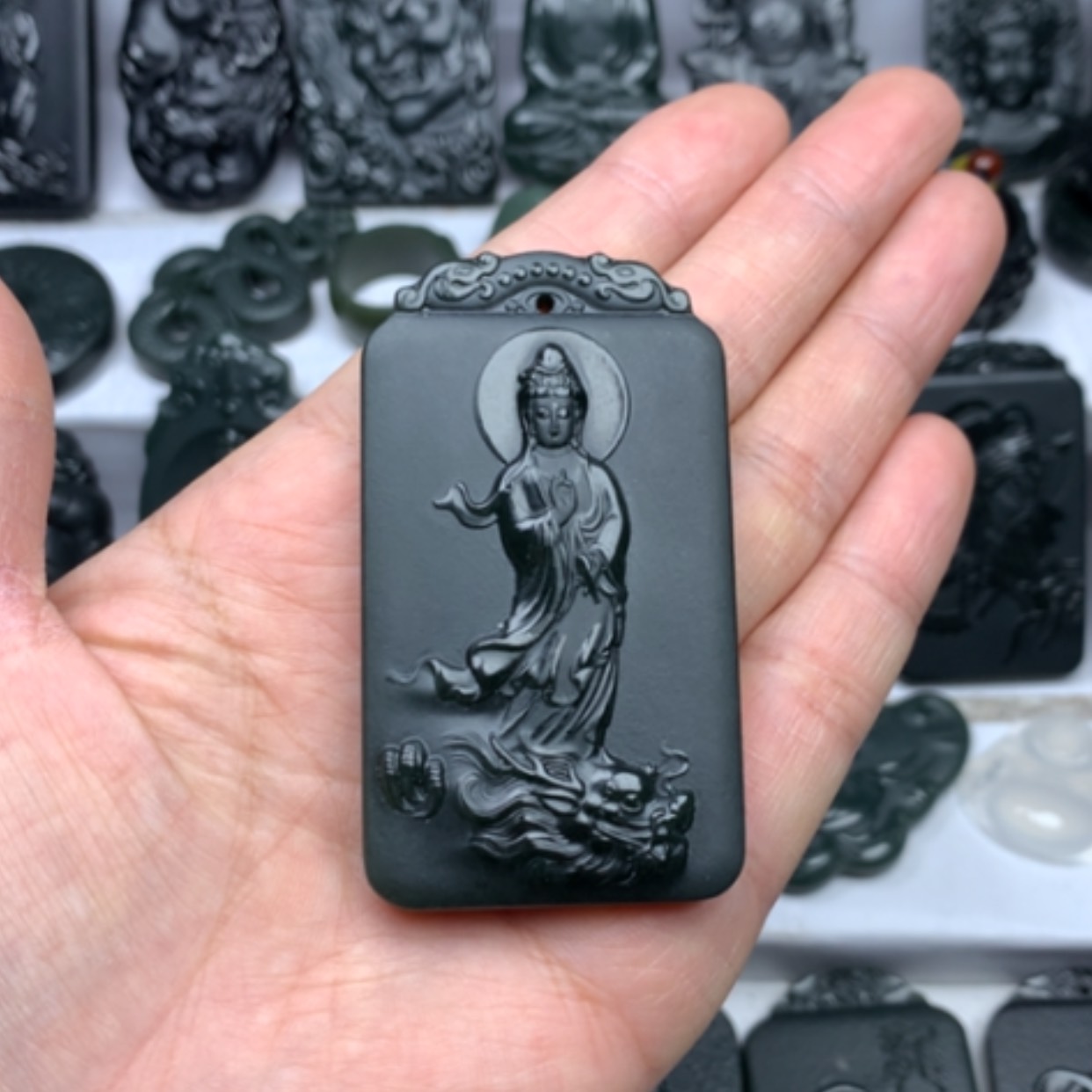 【闪购商品】和田玉颈饰未镶嵌用****6双面雕刻