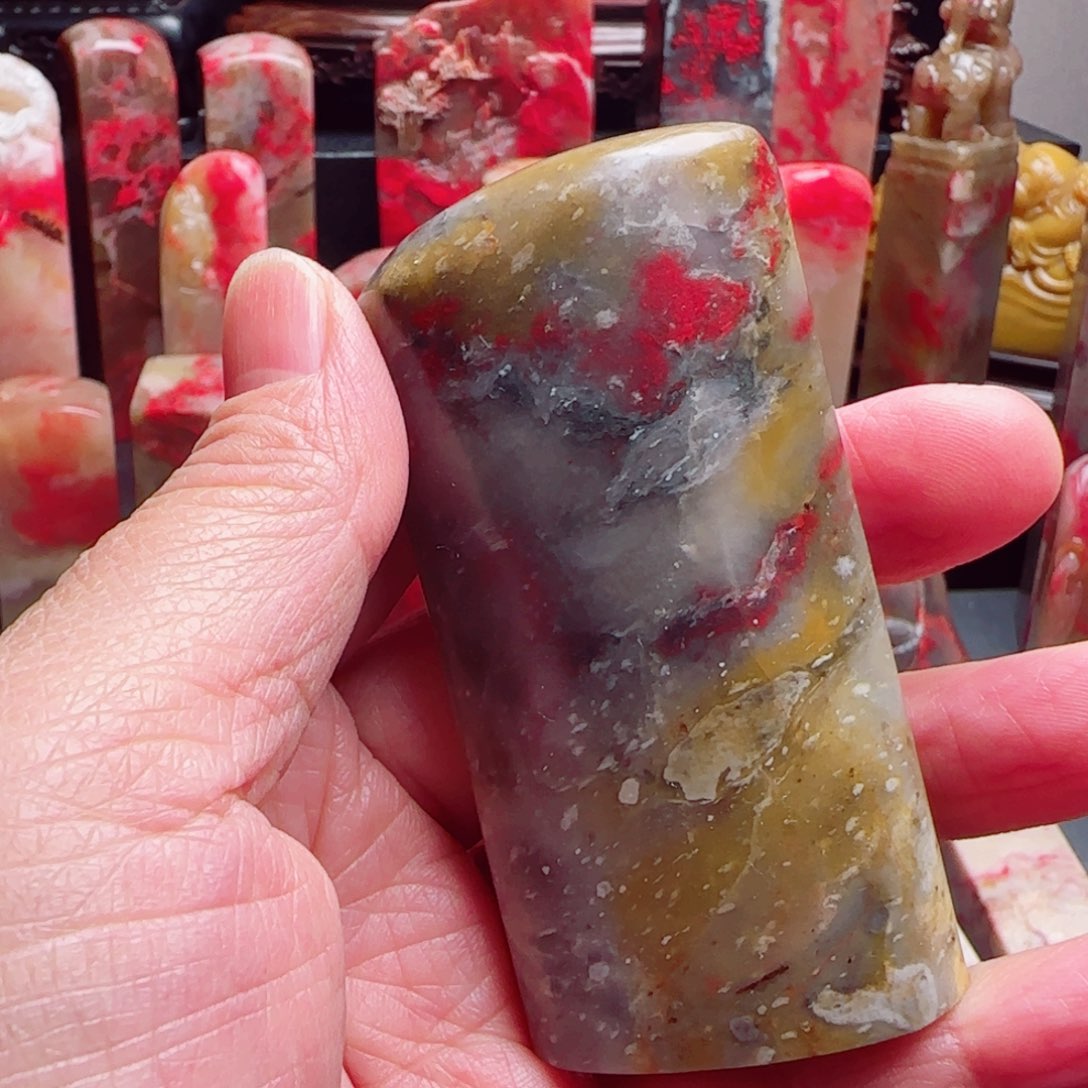 昌化石昌化鸡血石