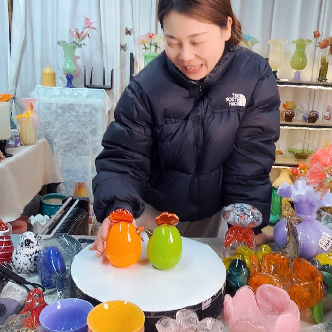 一对蛋蛋鸡家悦琉璃工艺品