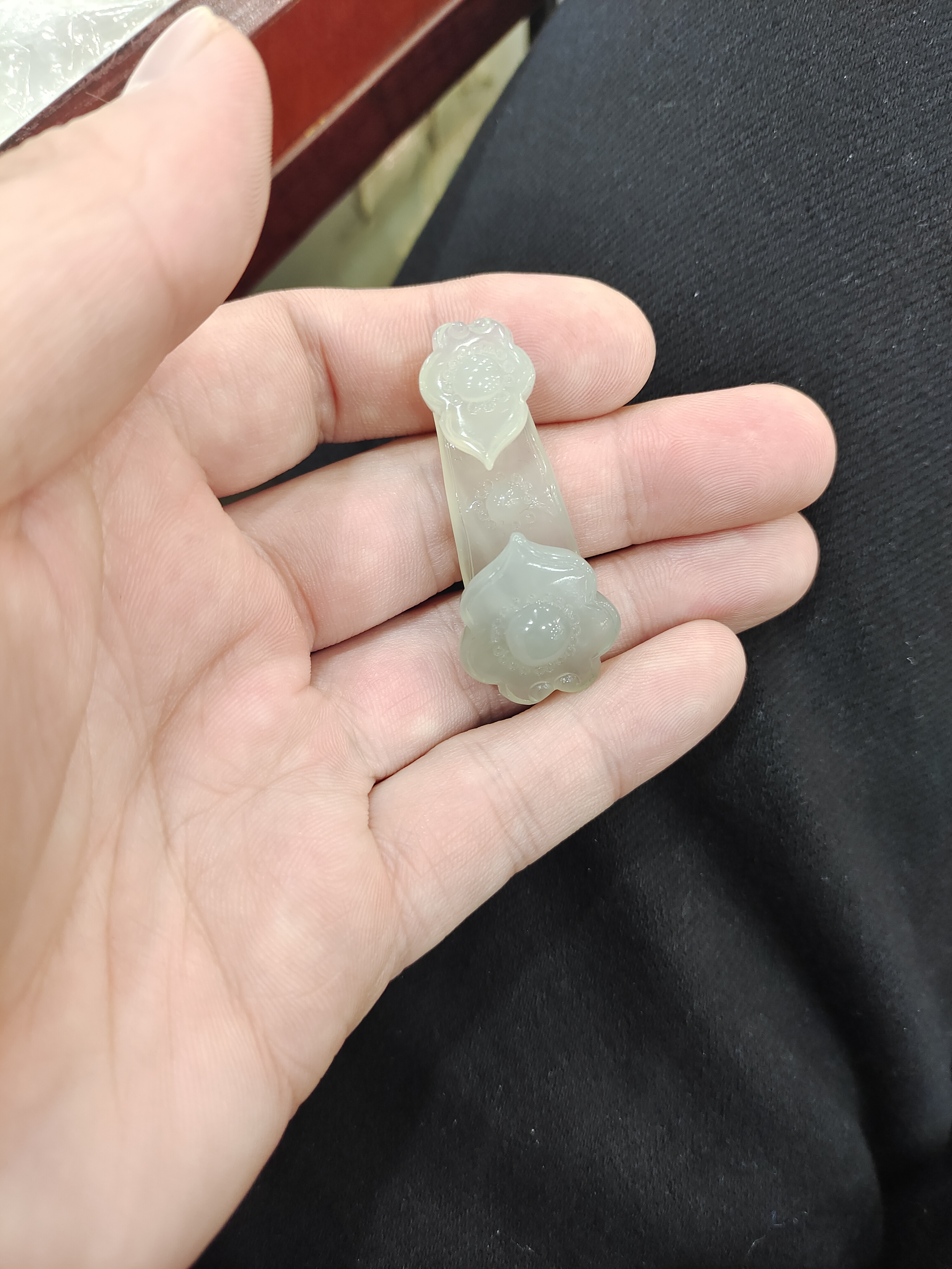 天然岫玉  手工雕刻  如意