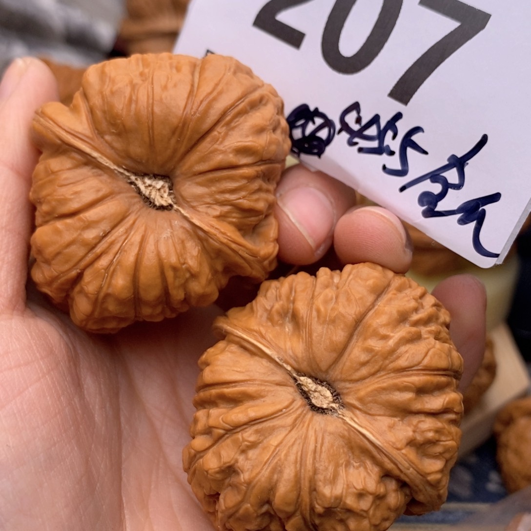 文玩核桃把件207号45.5全瓜