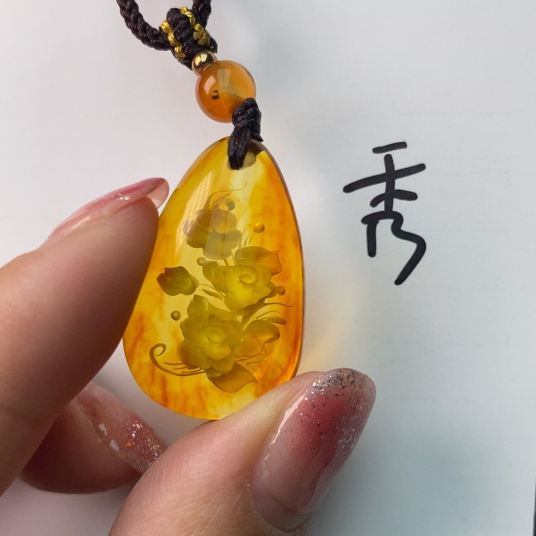 琥珀珠宝奇石未镶嵌