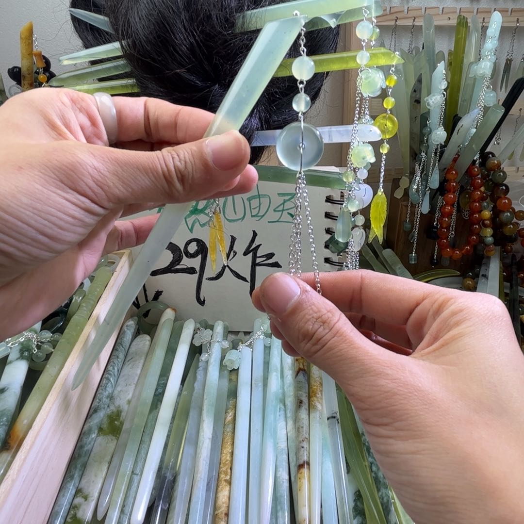 蛇纹石玉发饰合金