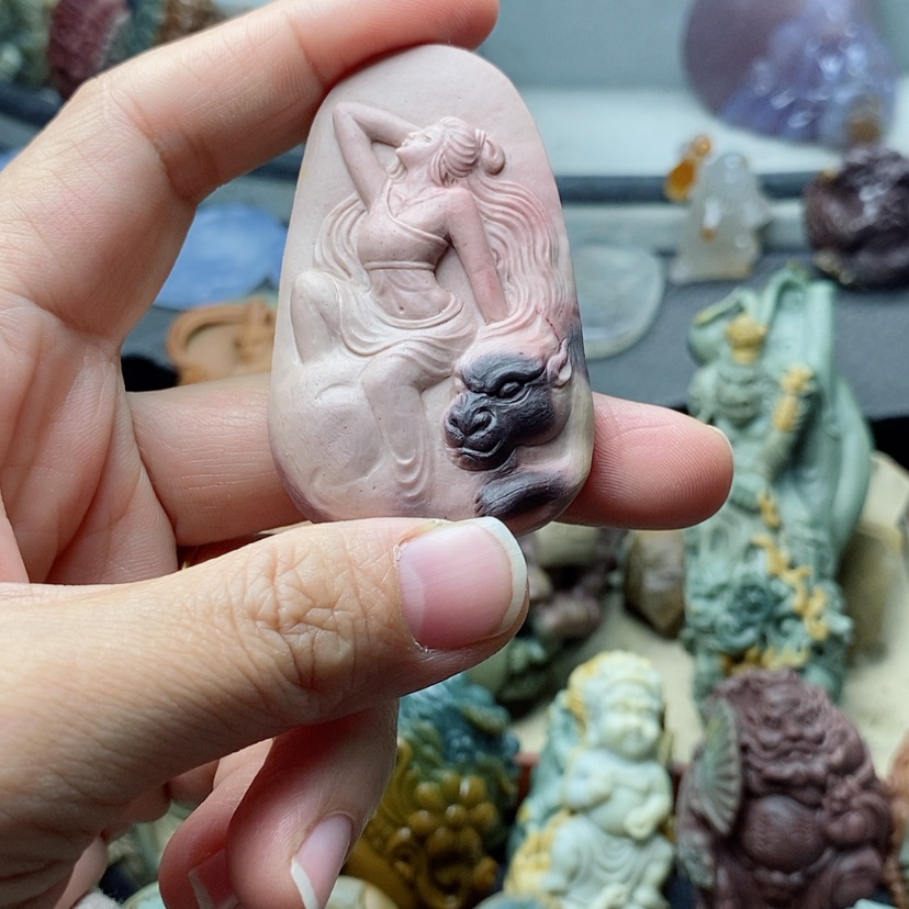 【闪购商品】定制石英质玉吊坠未镶嵌