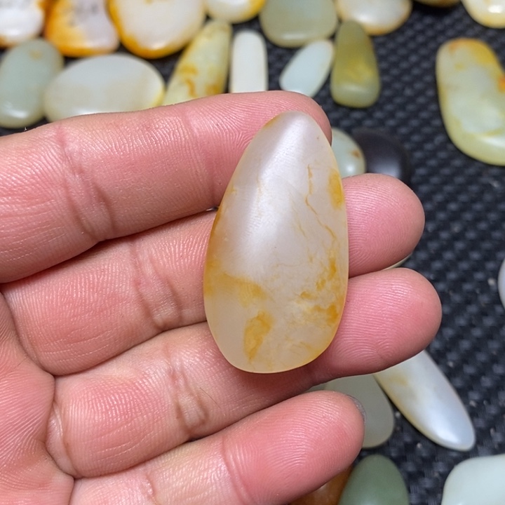 和田玉（白玉）珠宝奇石未镶嵌