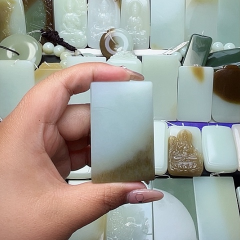 颈饰未镶嵌和田玉