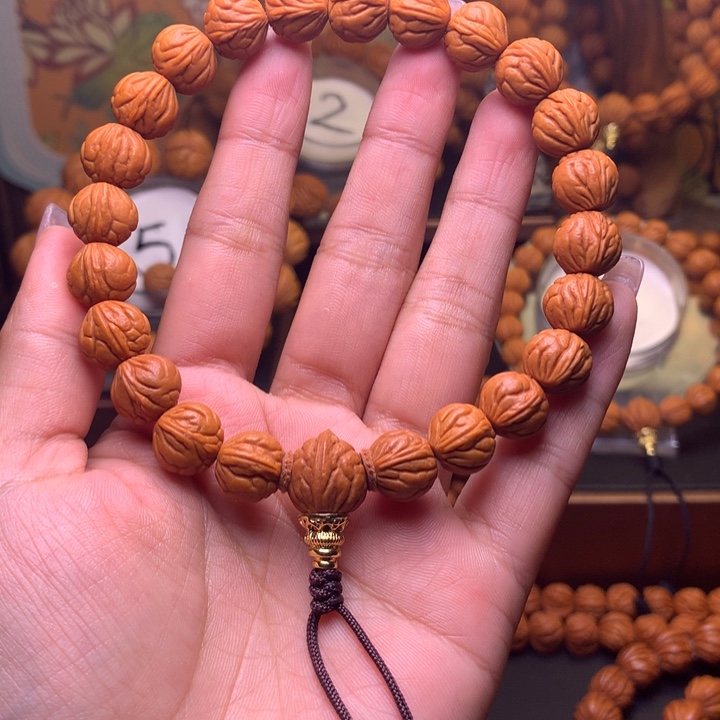 桃核吊坠桃核手持