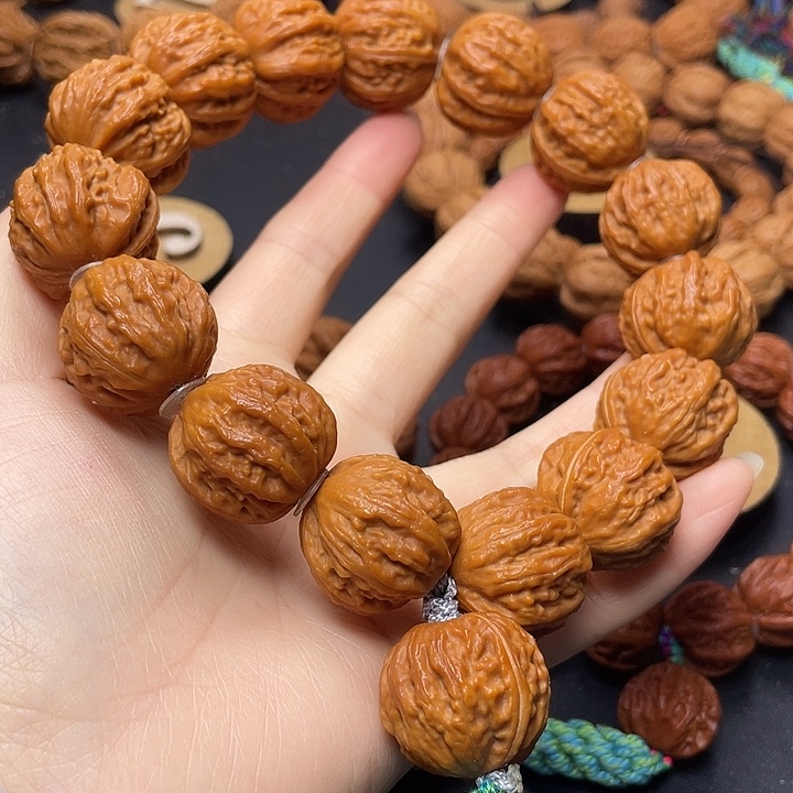 伯***）文玩核桃把件京八棱手持