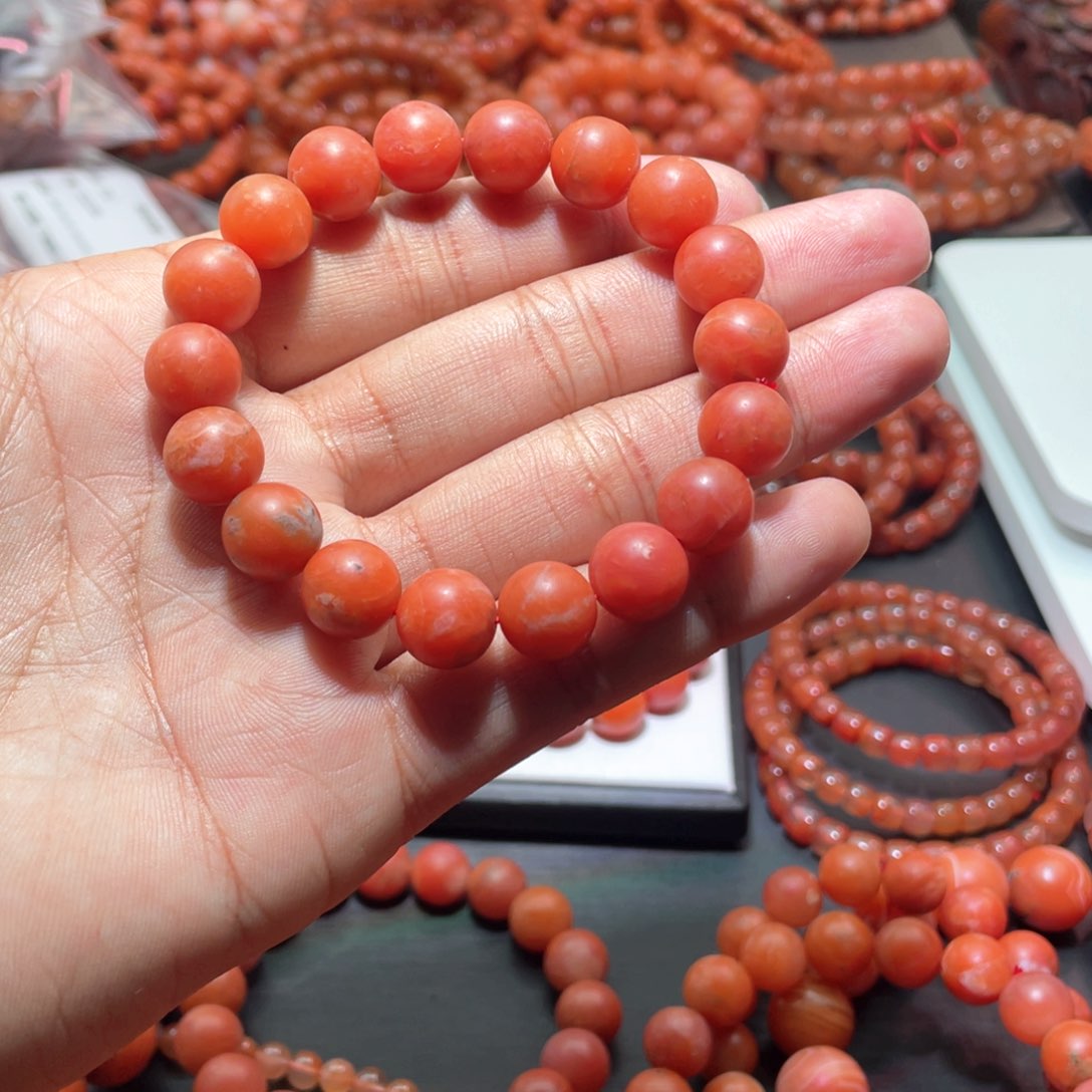 南红玛瑙手链未镶嵌