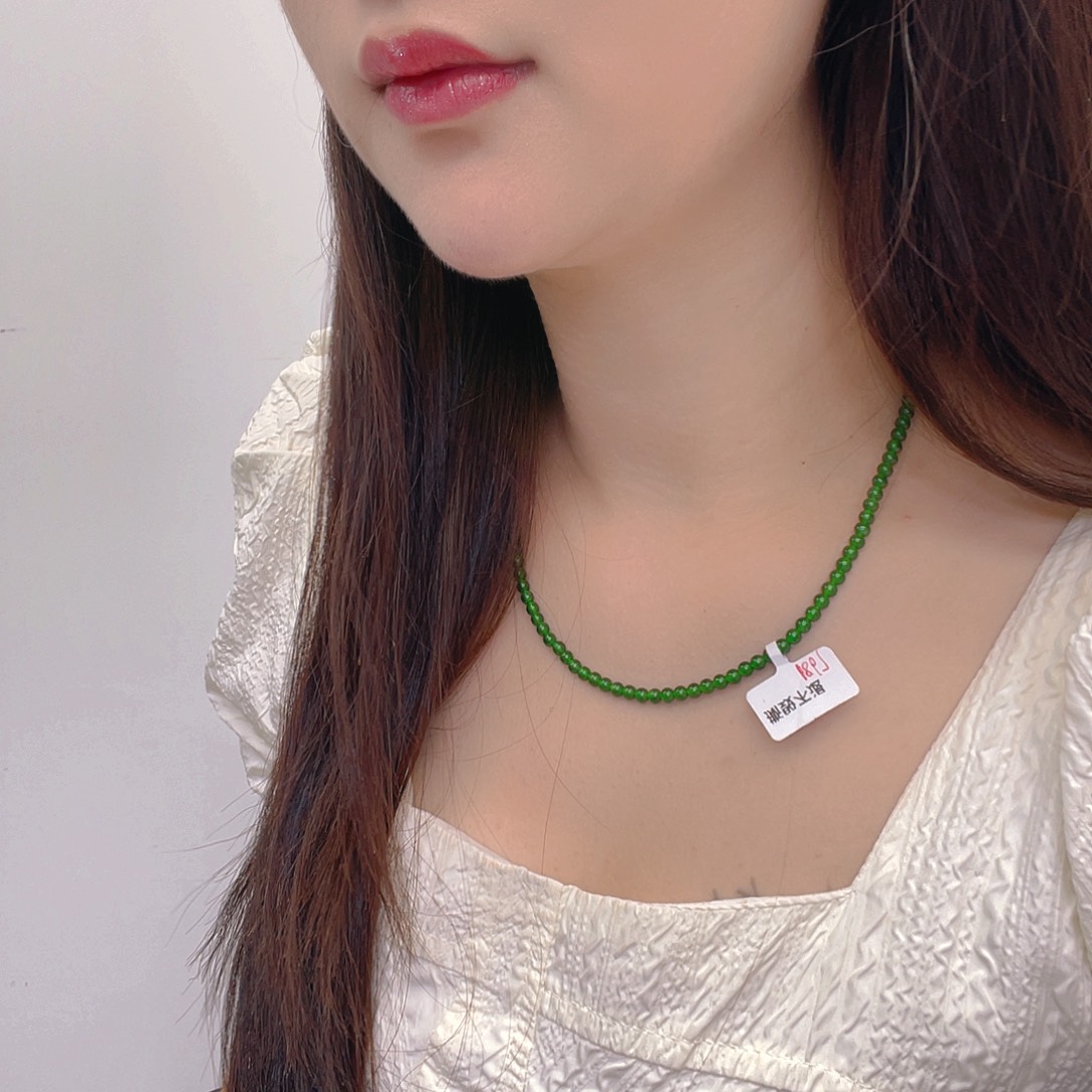 翡翠未镶嵌颈饰卡4mm