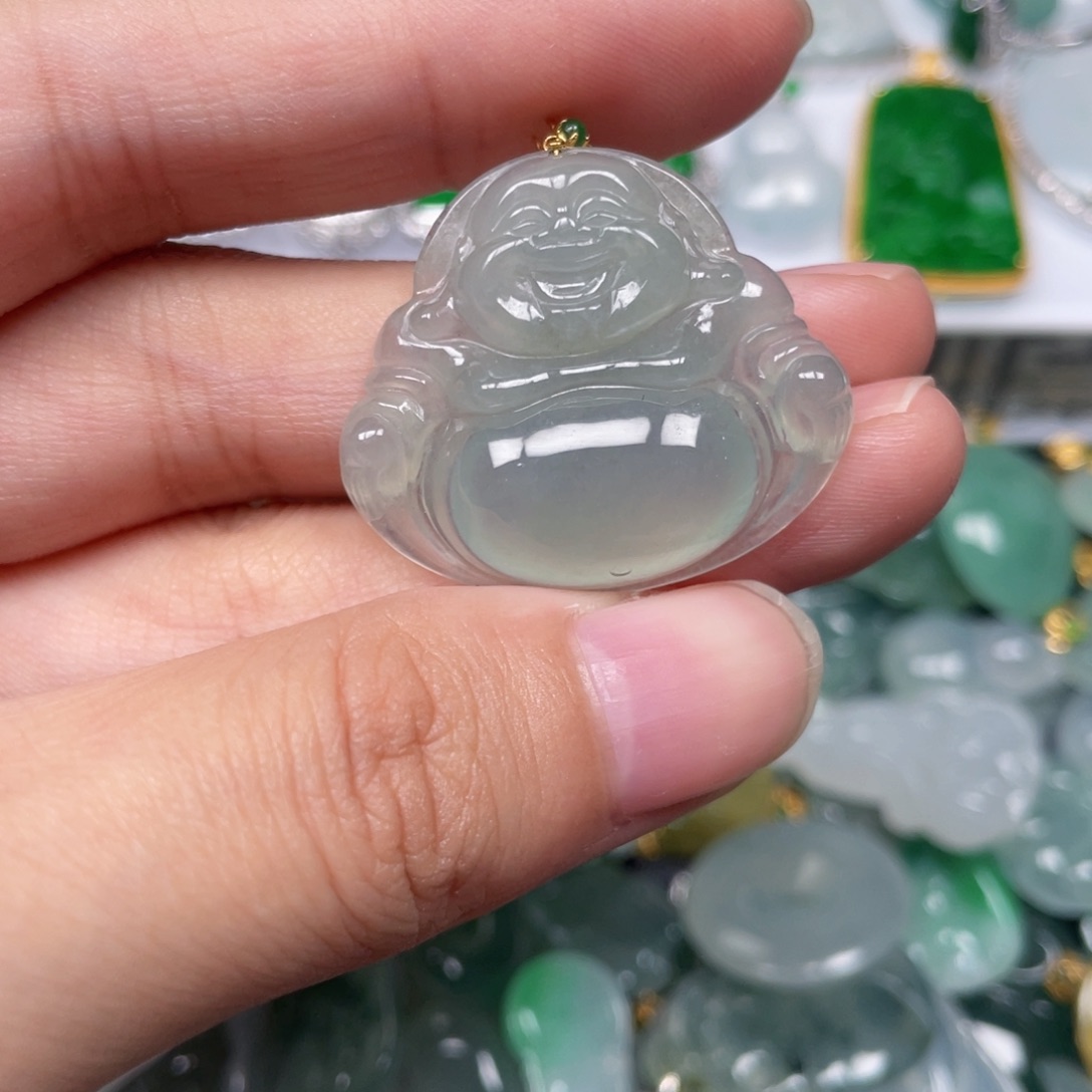 翡翠颈饰18K金镶嵌翡翠