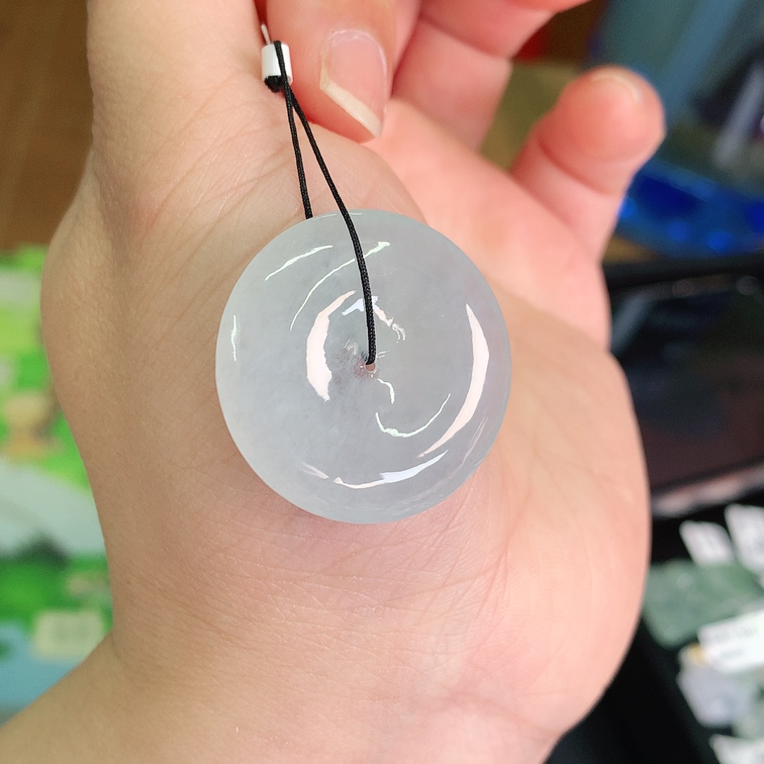 翡翠颈饰未镶嵌扣29*5.4