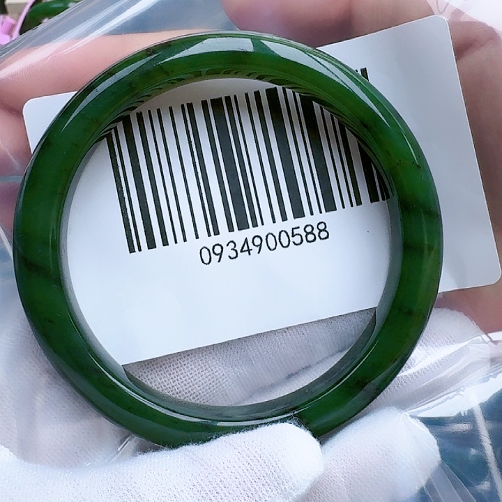 和田玉（碧玉）手镯未镶嵌5758包容