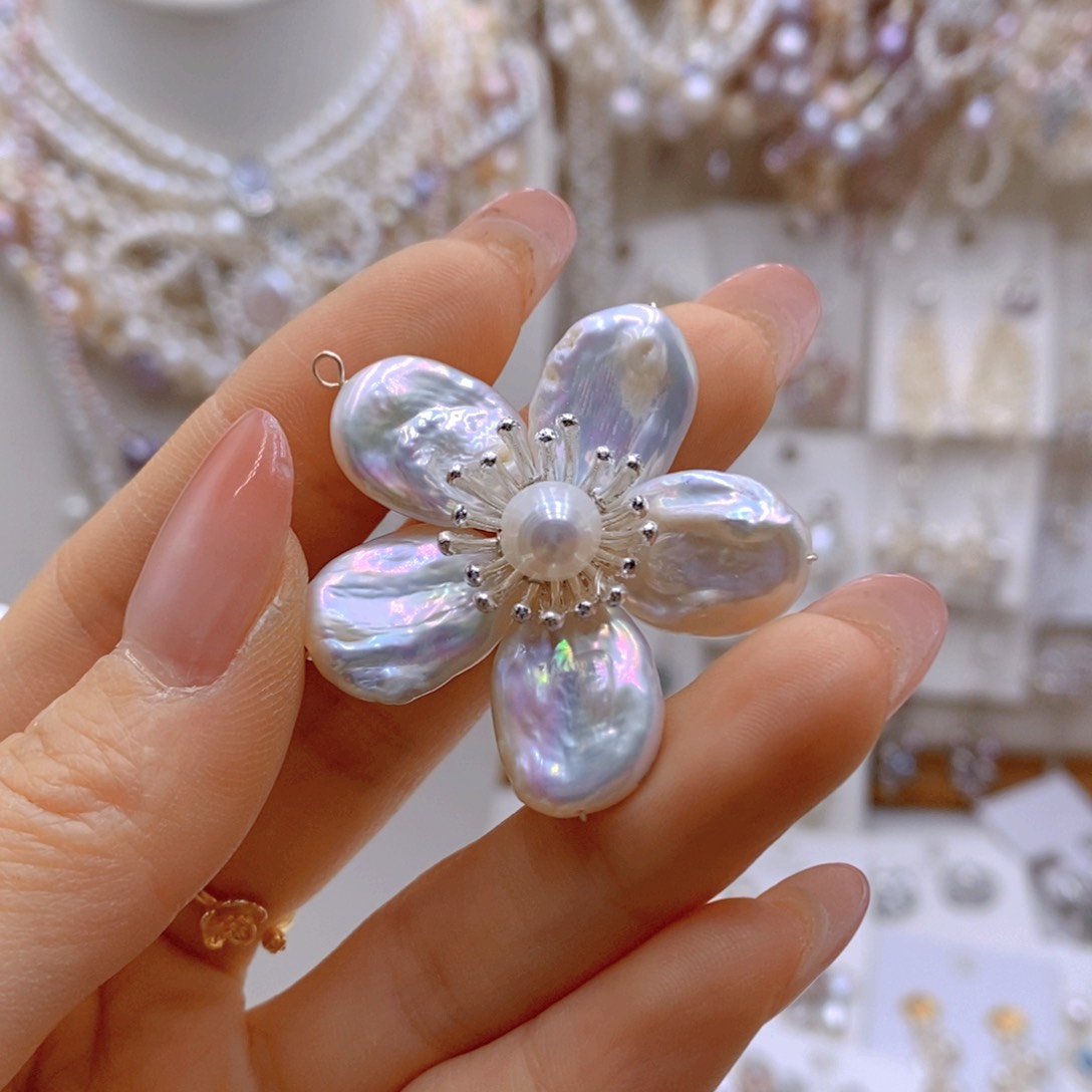 颈饰银S925镶嵌淡水珍珠