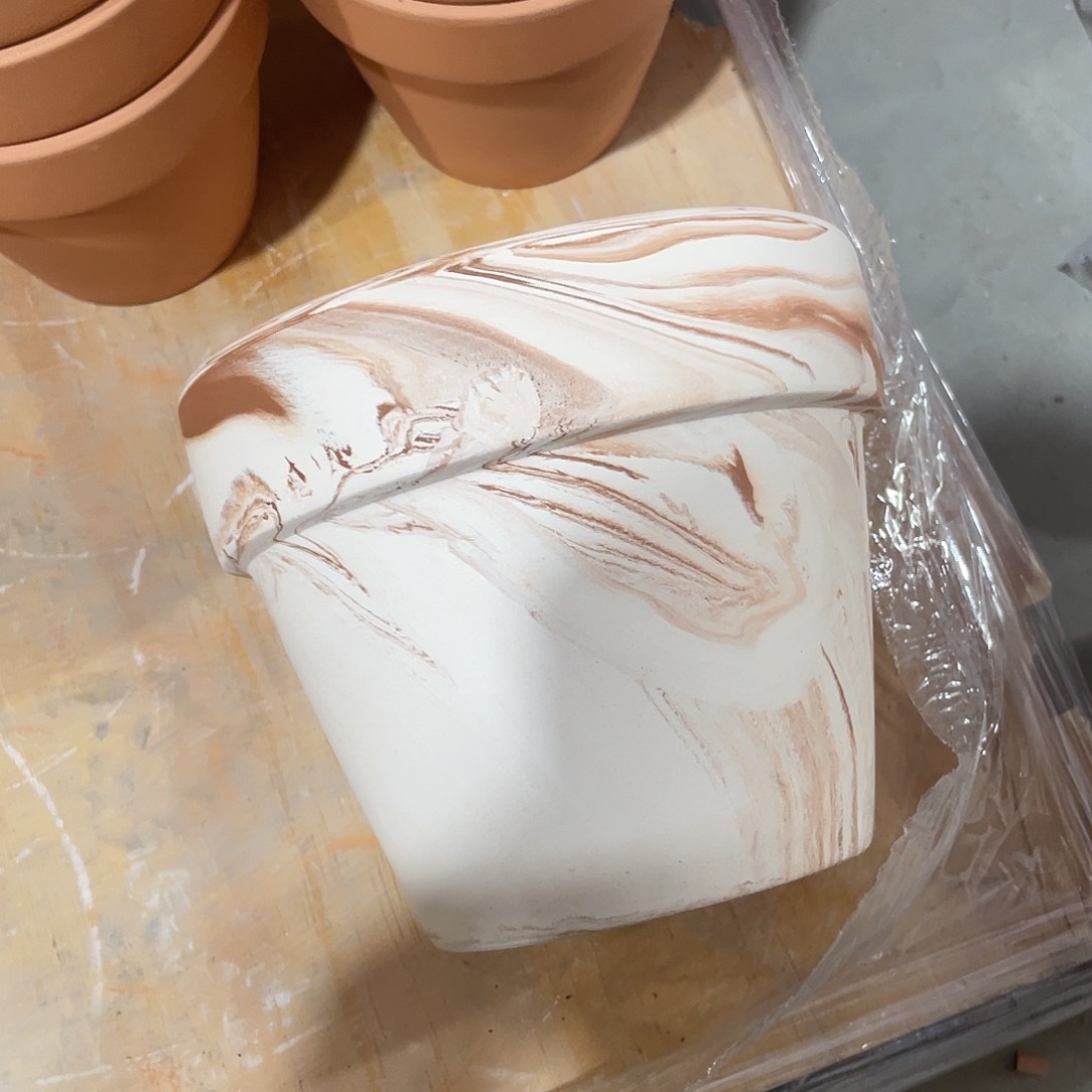 红陶口15高13三个f c c d d d