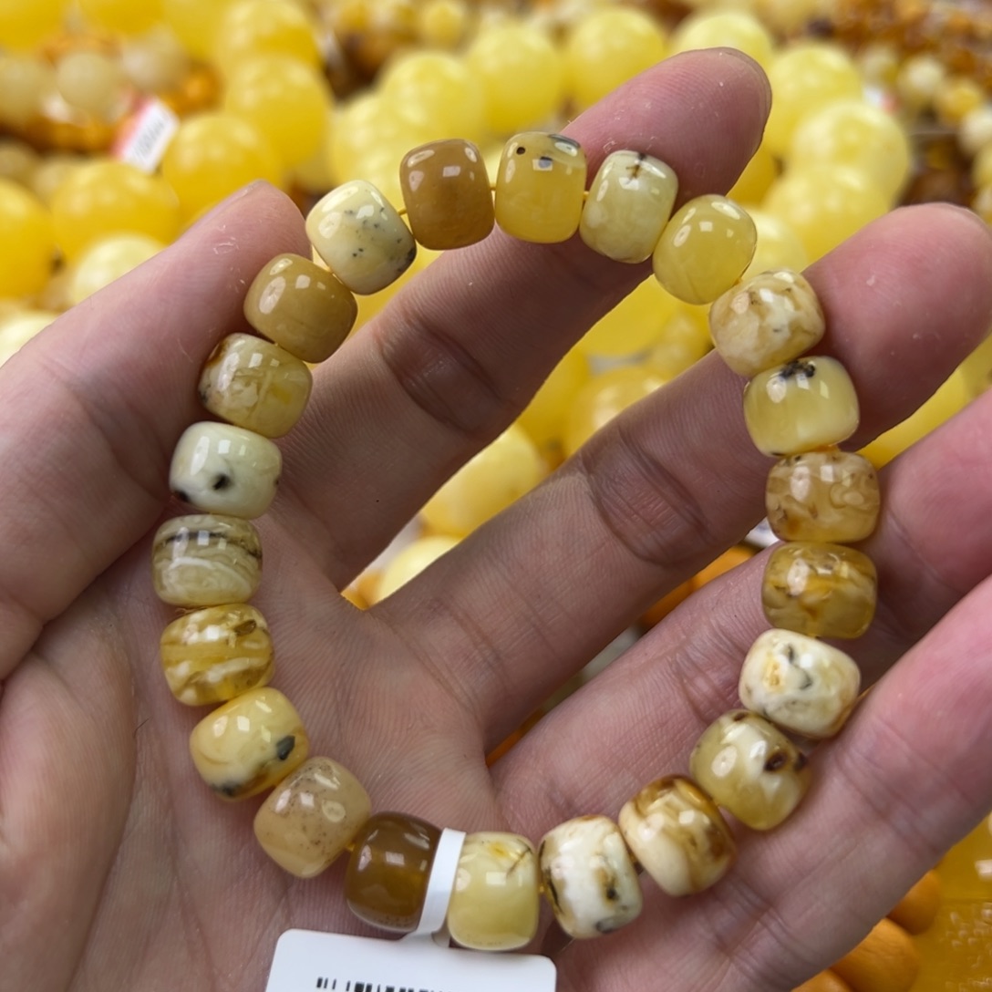 琥珀珠宝奇石未镶嵌