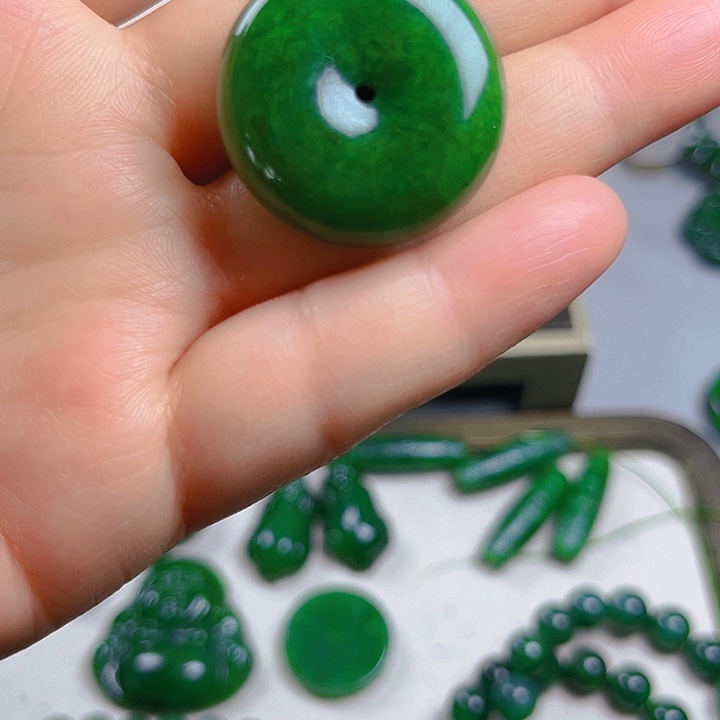 颈饰未镶嵌和田玉（糖玉）@**姐