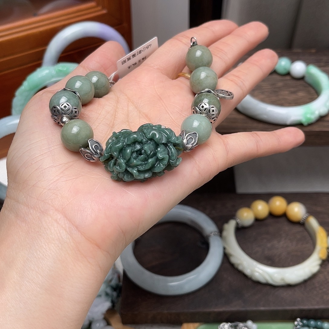 拉***姆翡翠未镶嵌手链手链