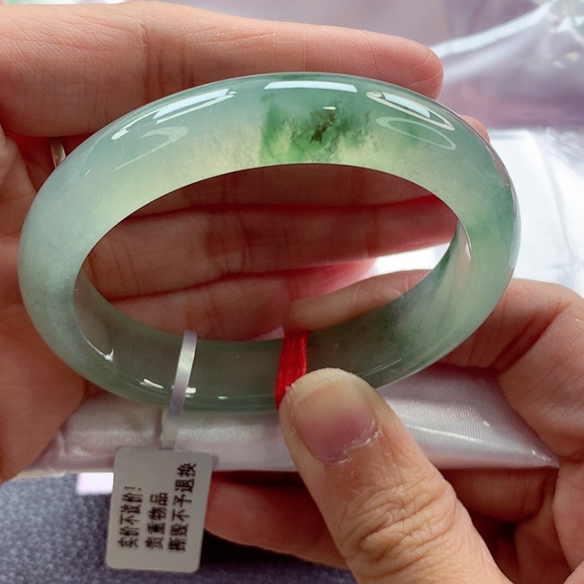 【闪购商品】翡翠手镯（贵妃镯）未镶嵌48-51圈绿钢毕业A