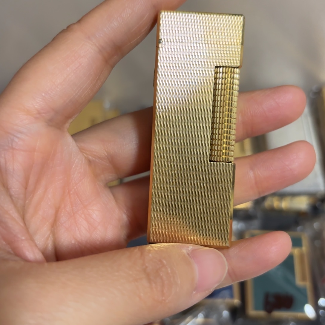 都登卡中古打火机