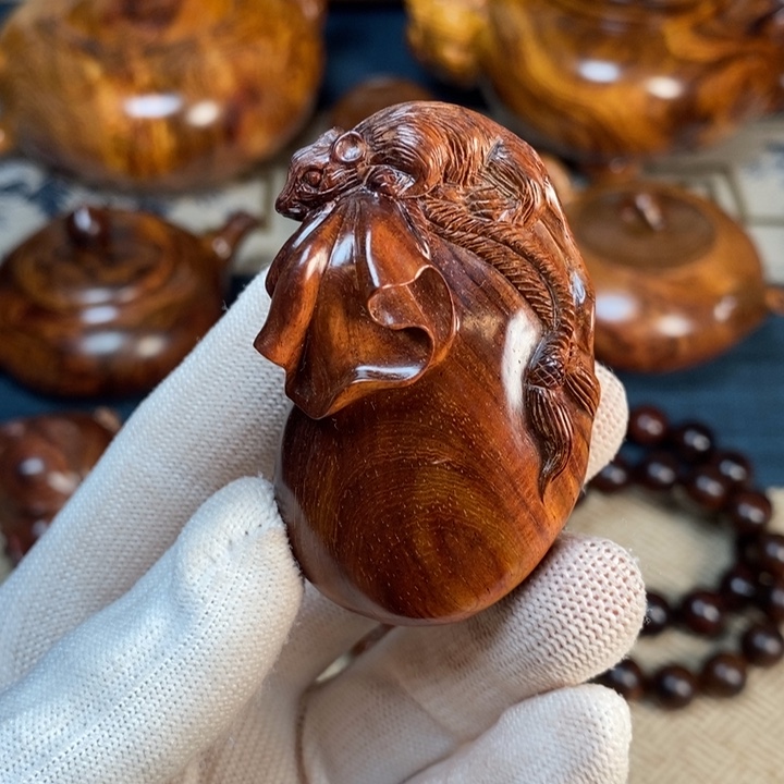 黄花梨/降香黄檀把件