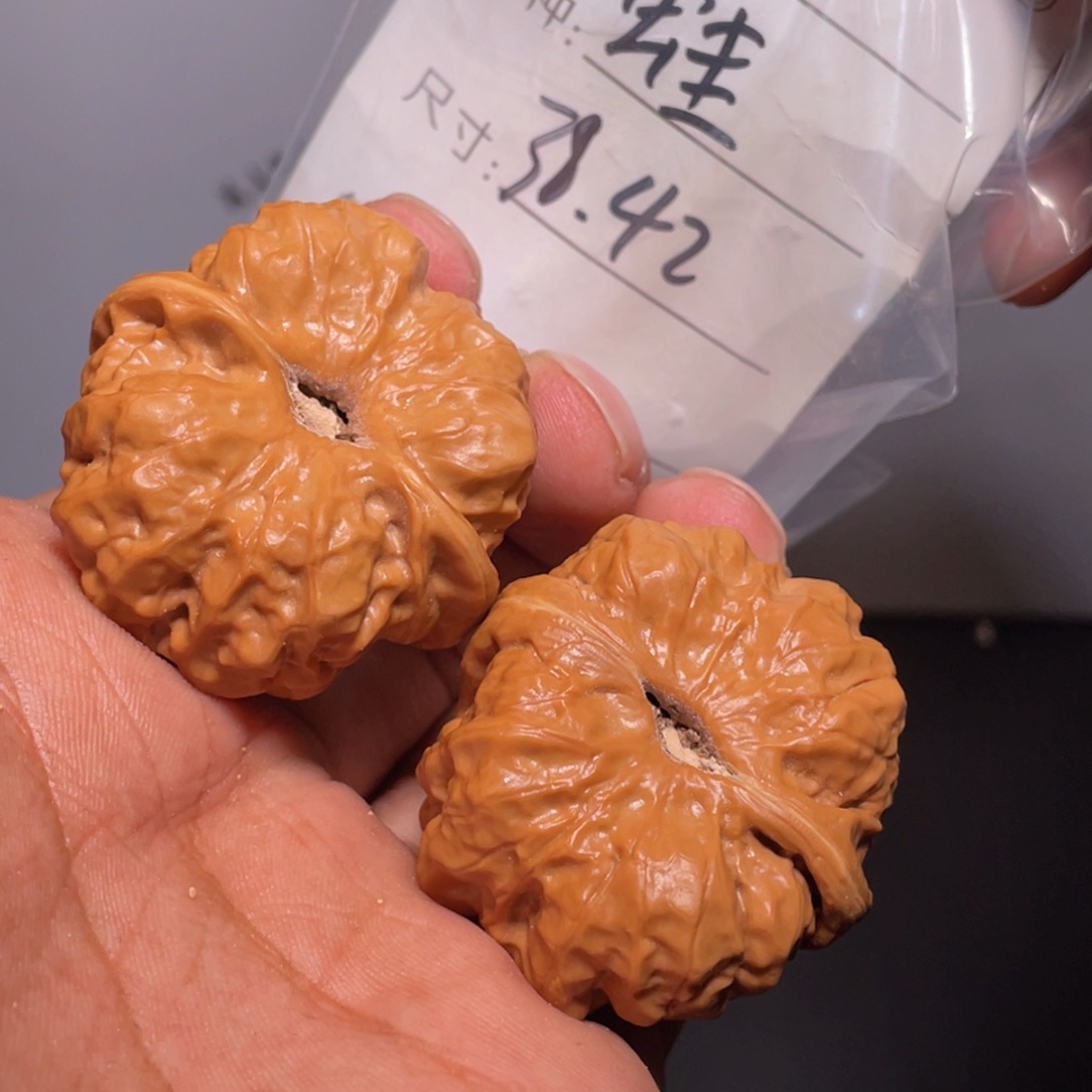 文玩核桃吊坠文玩核桃