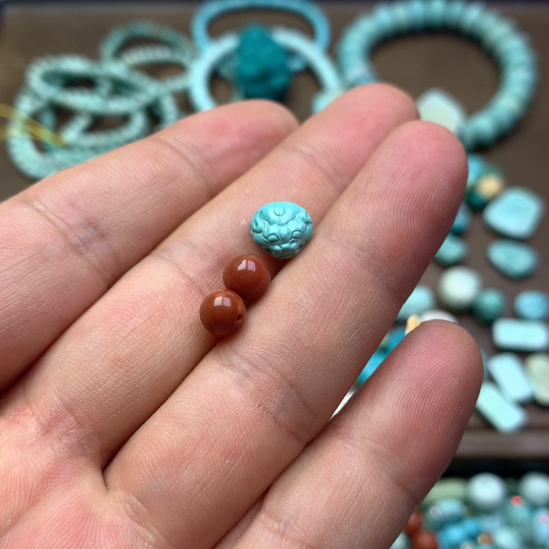 南红玛瑙雕刻未镶嵌