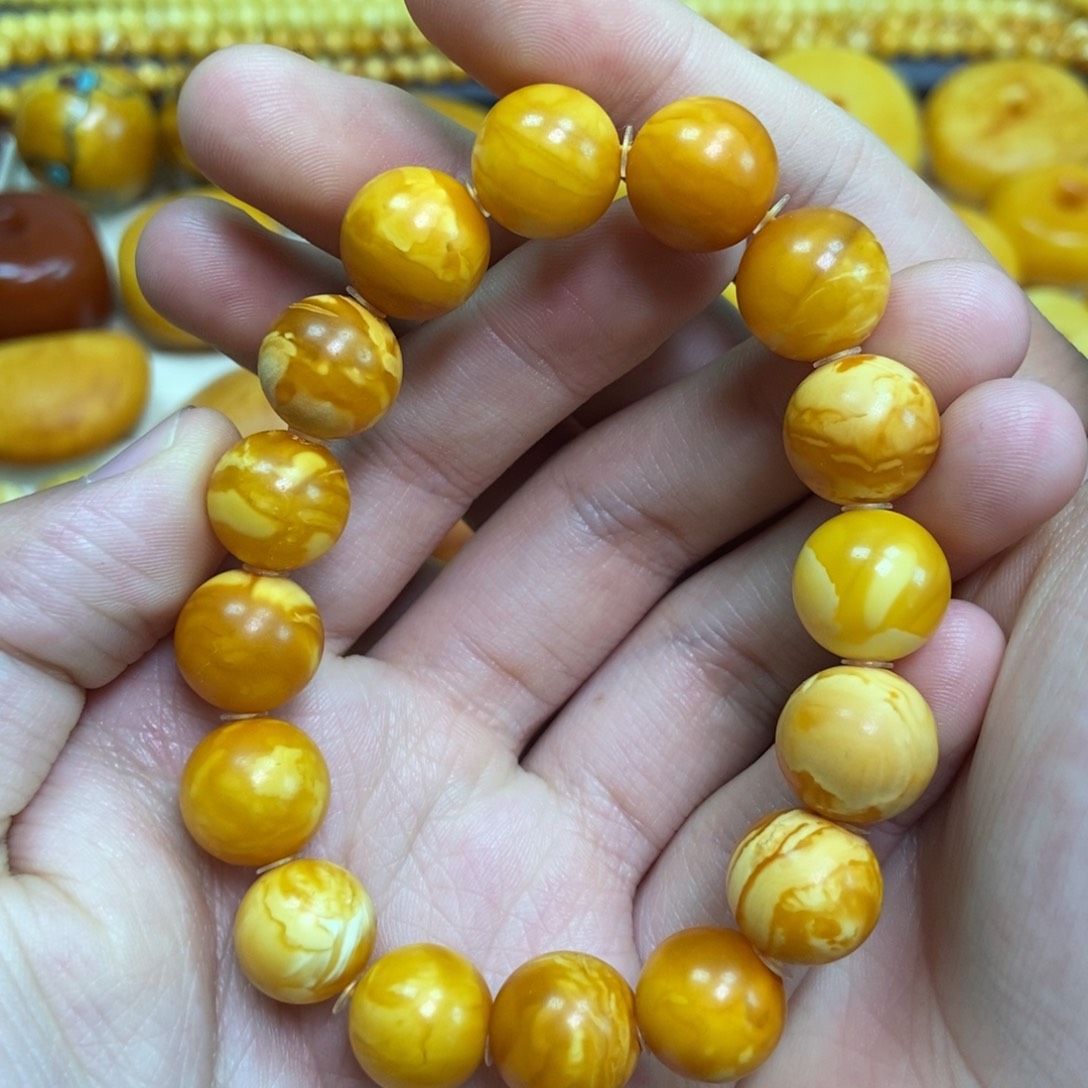 未镶嵌琥珀珠宝奇石