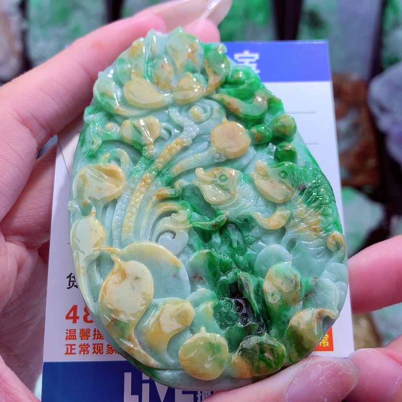 【闪购商品】翡翠颈饰未镶嵌天然