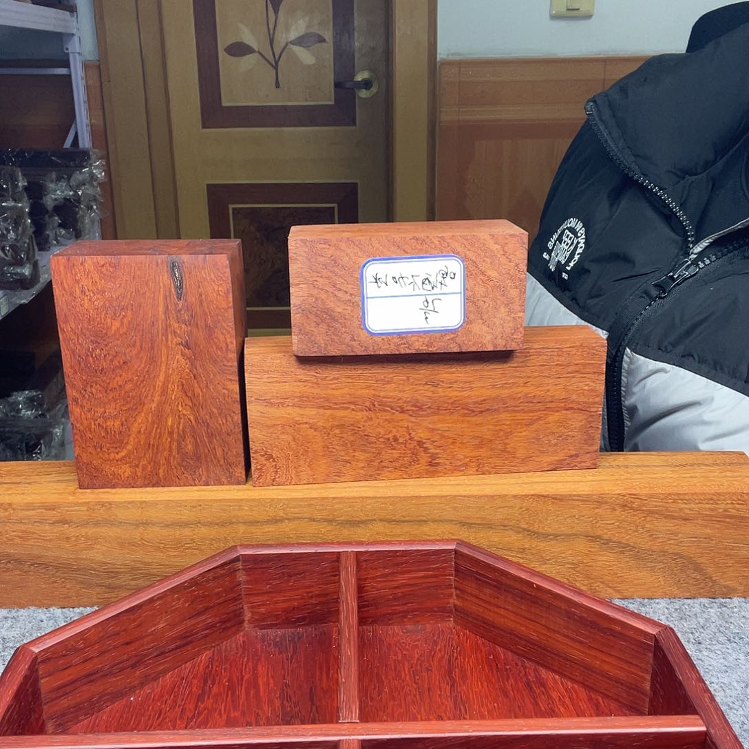 啤***冰木缅甸的的的的的的