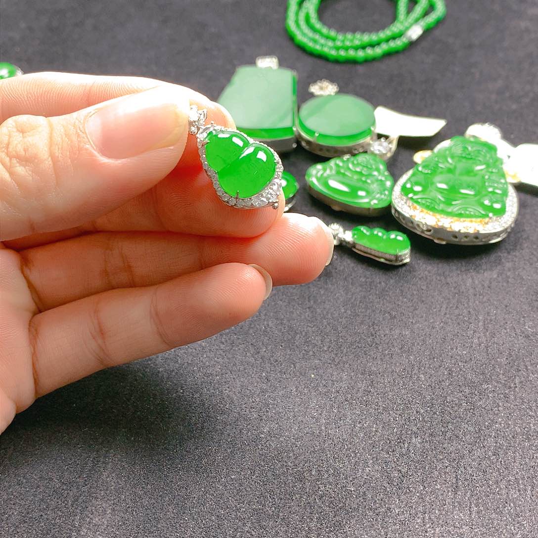 颈饰银S925镶嵌翡翠翡翠