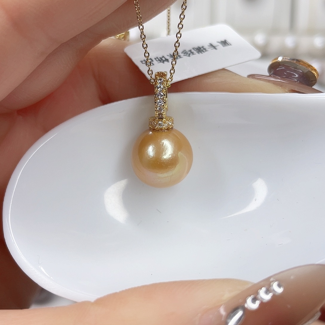 淡水珍珠吊坠(赠链)未镶嵌