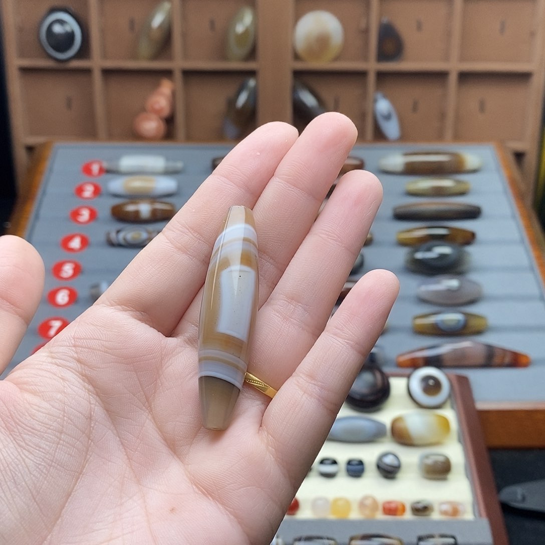 浩***君玛瑙/玉髓颈饰未镶嵌