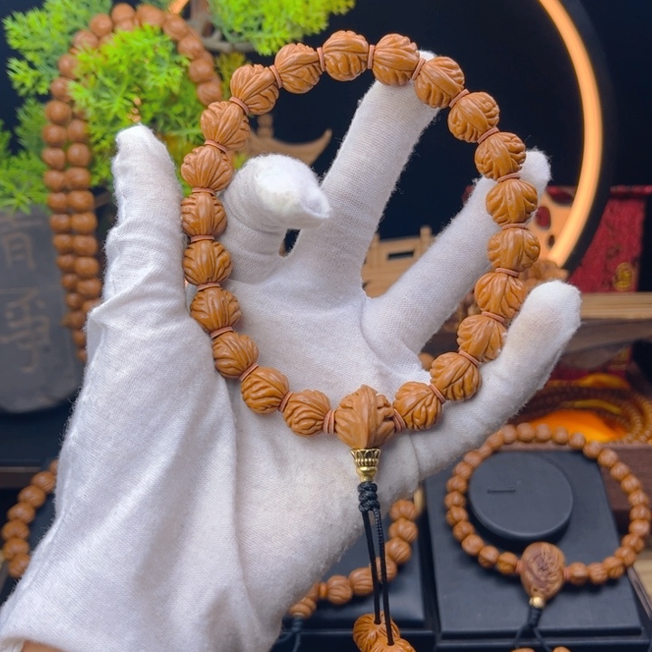 桃核吊坠野生桃核红磨料籽