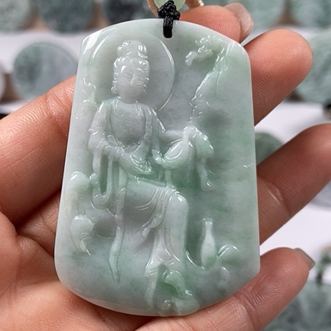 翡翠颈饰未镶嵌观音福利