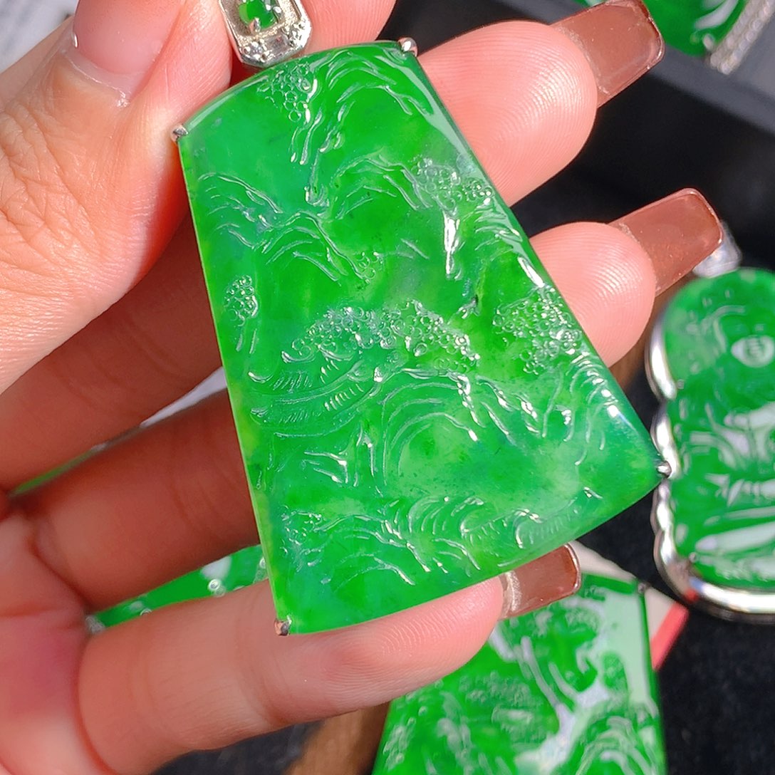 翡翠吊坠(不含链)未镶嵌