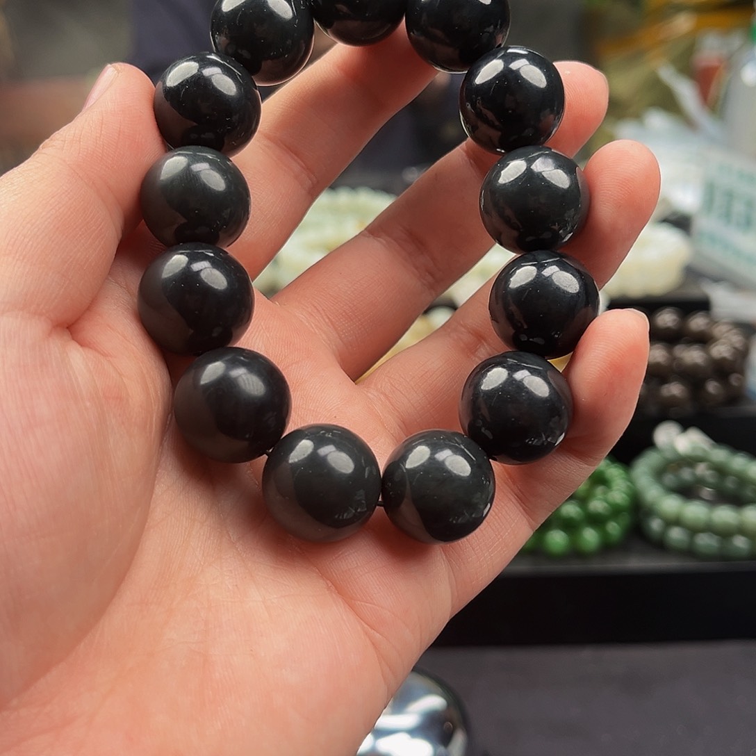 和田玉手串未镶嵌