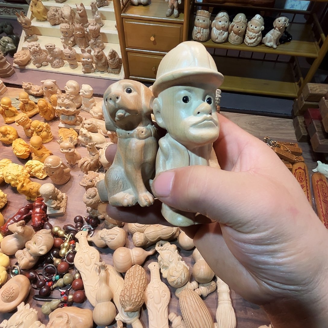 桃木光头强，拉布拉多