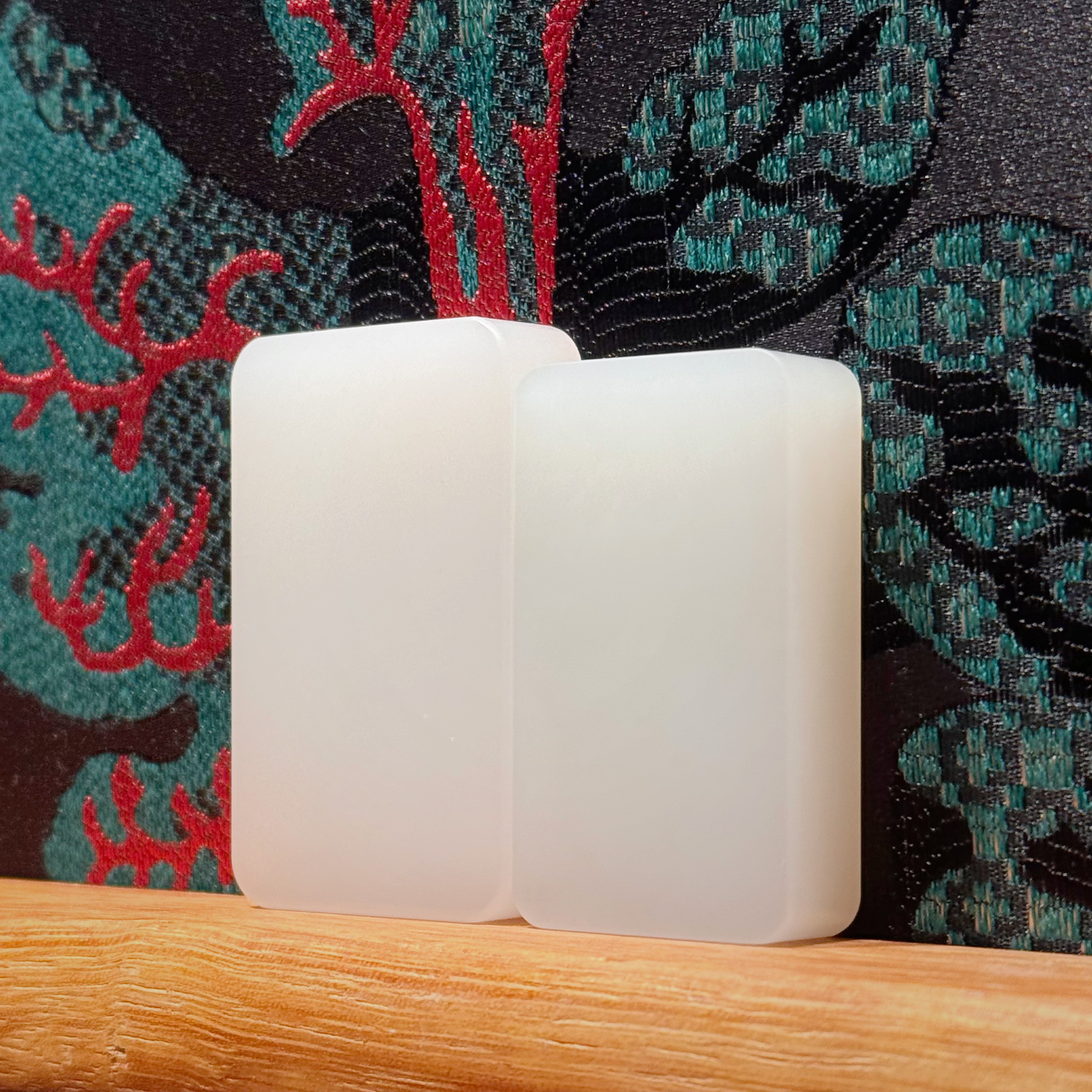 小天出品·西域佳人于阗羊脂六刀牌系列和田玉吊坠（多样性发一件）