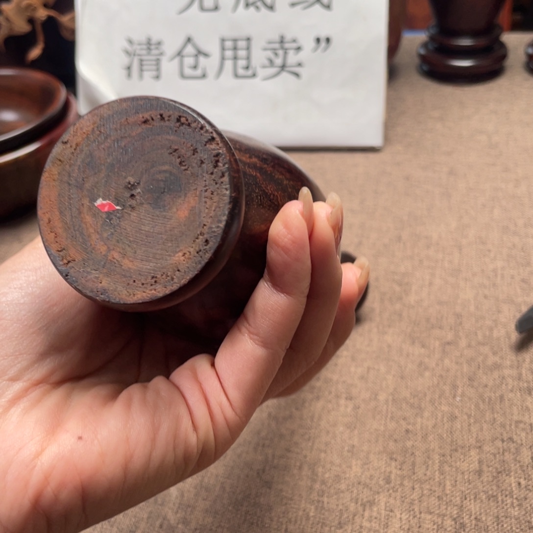 交趾黄檀（大红酸枝）花瓶