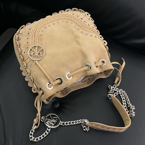 95新 DIOR/迪奥 Dior 镶钻铆钉反战链条QX-18913818
