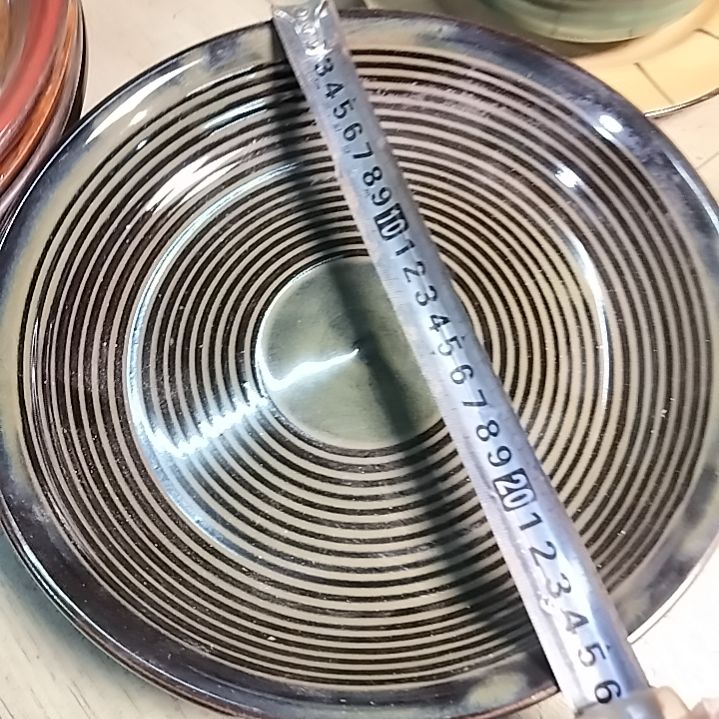 盘瓷片陶瓷杯盘壶碗都有