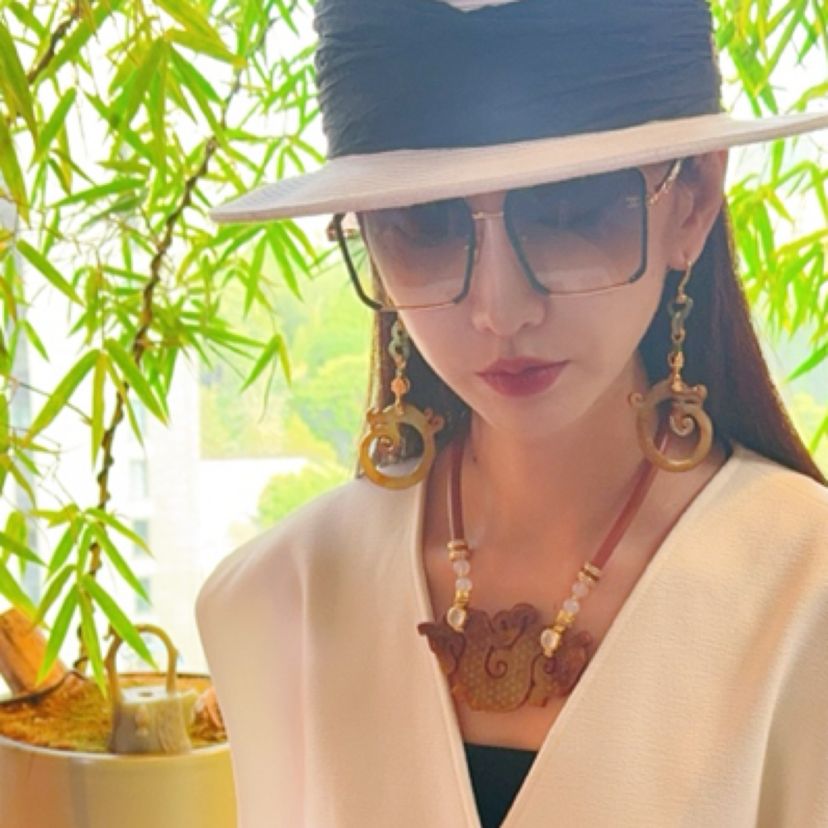 原创设计复古和田玉古龙简约时尚皮绳项链【天玺珠宝】