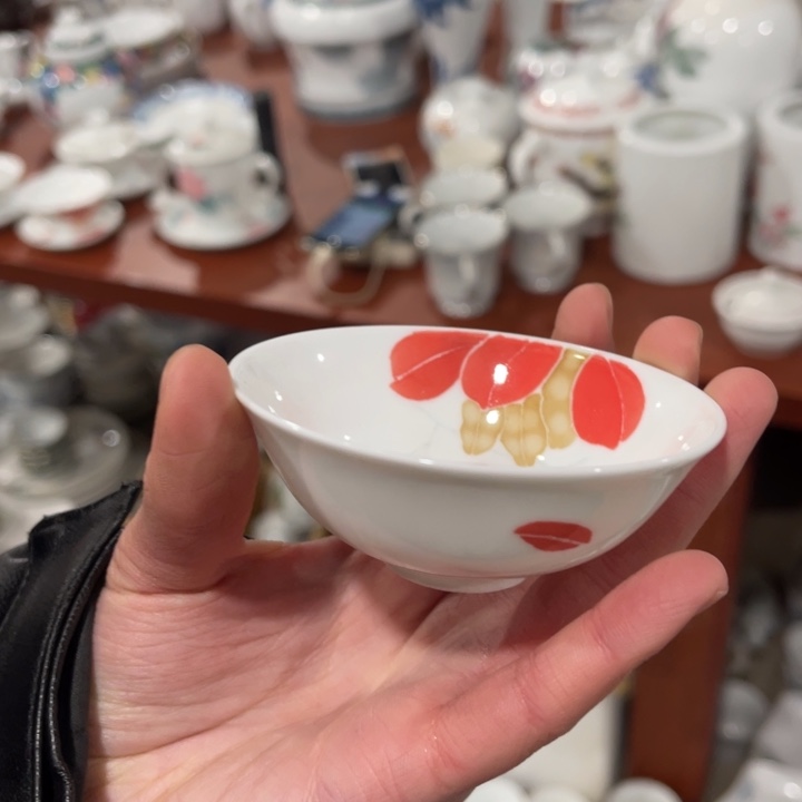 醴陵釉下手绘小茶碗