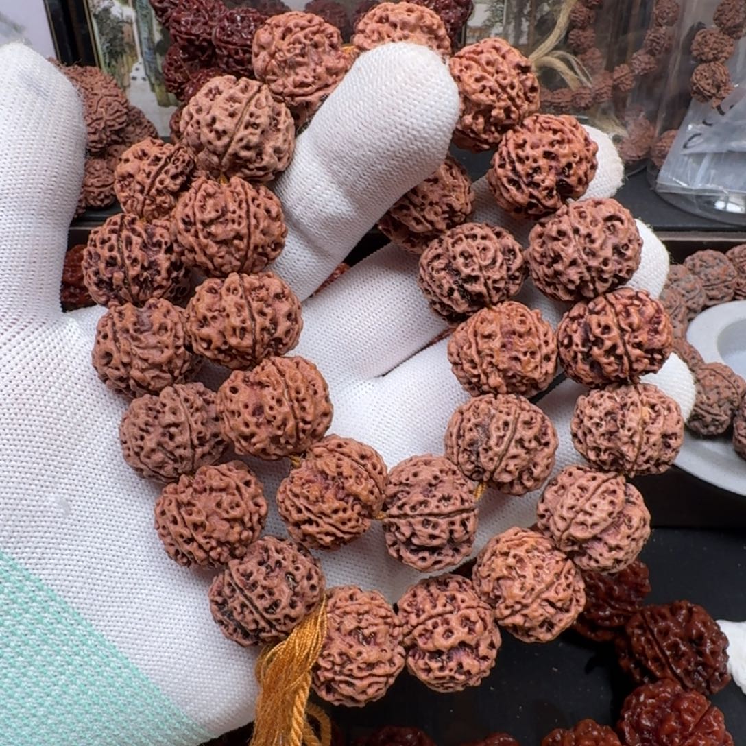****花金刚菩提手串19蜂巢