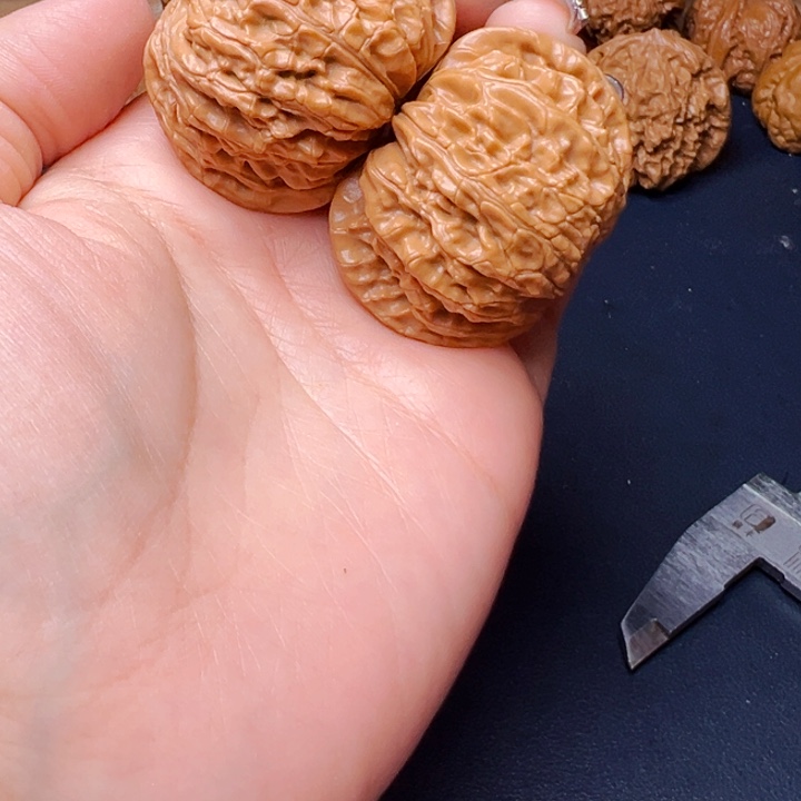 文玩核桃吊坠磨盘43